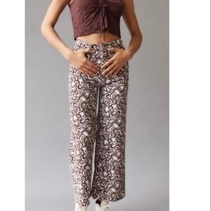 BDG Women's high and wide leg Corduroy Pants size 24